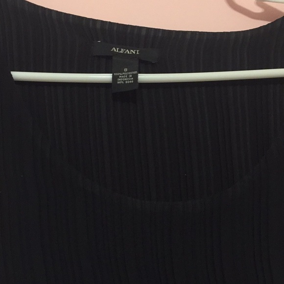 Alfa I Stunning Alfani Dress with pleats - Picture 3 of 4